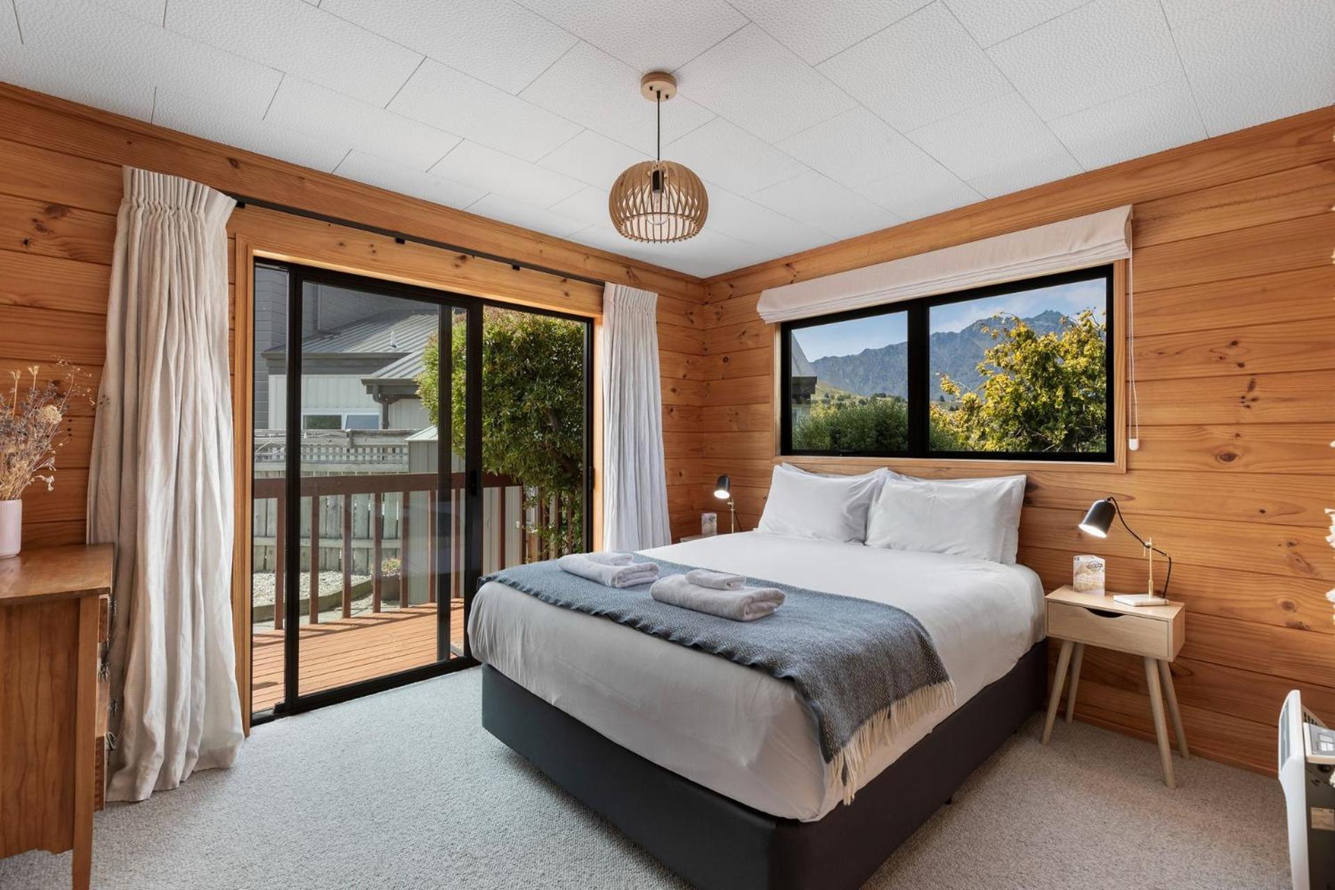 Tranquil Heights Villa Queenstown Exterior foto